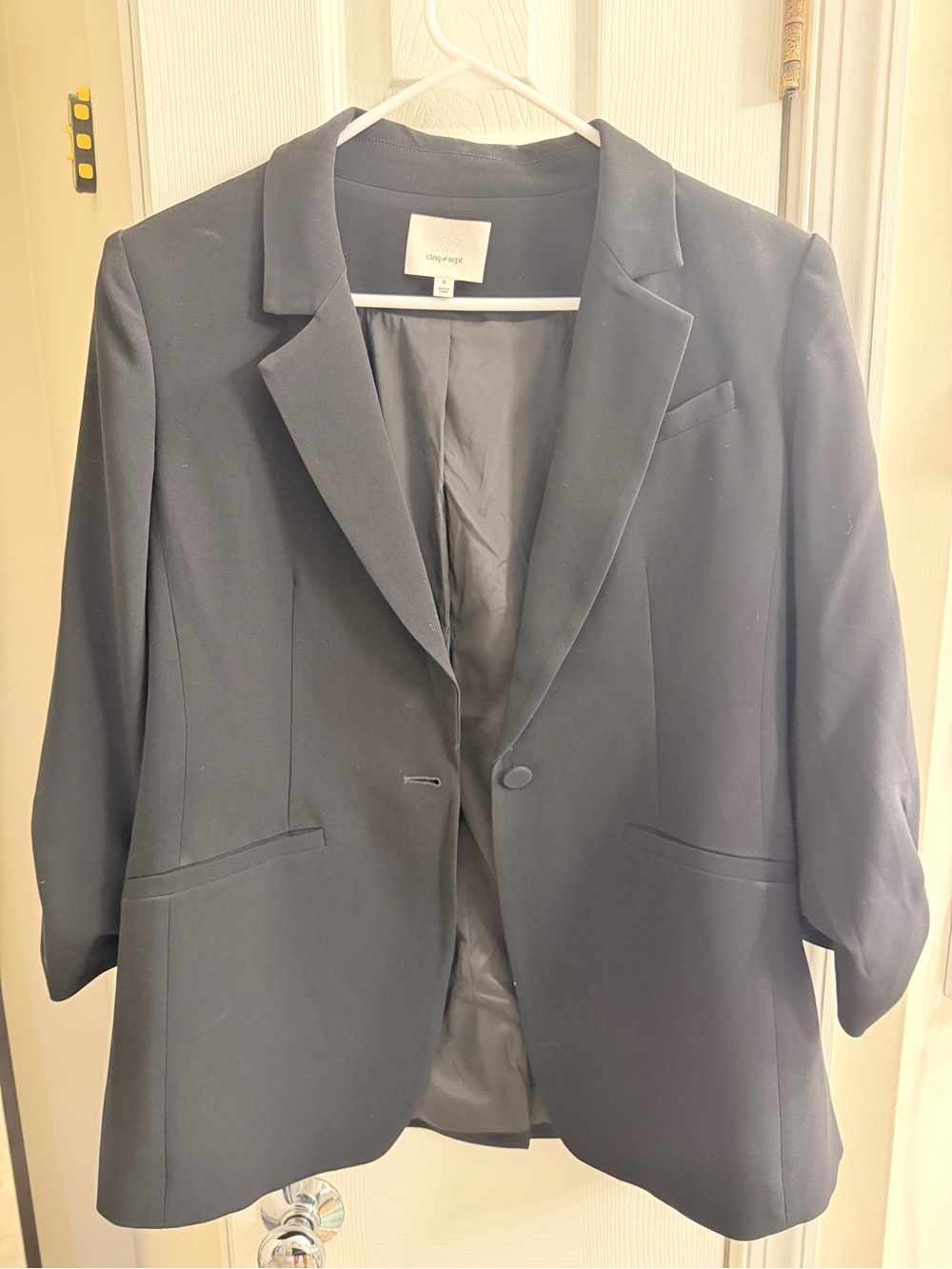 cinq a sept Black Single-Button Women's Blazer